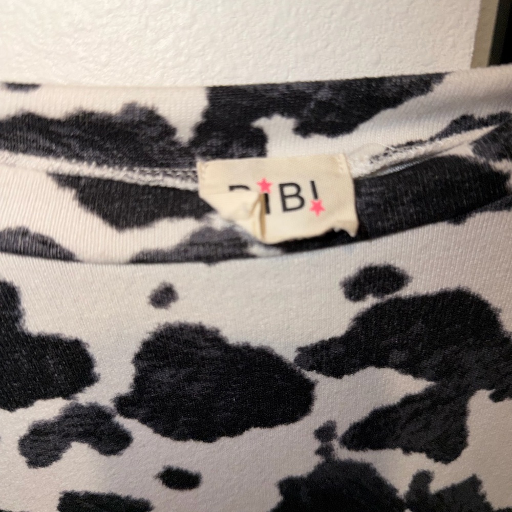 BIBI Monochrome Cow Print Long Sleeve Top - Picture 2 of 2